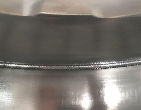 Dampfkocher aus Edelstahl für das automatische Kochen von Kichererbsen im Schulrestaurant